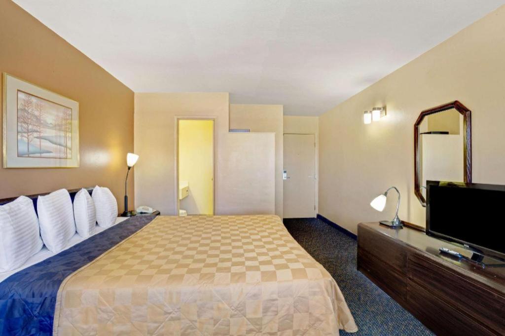Howard Johnson By Wyndham South Lake Tahoe Exteriér fotografie