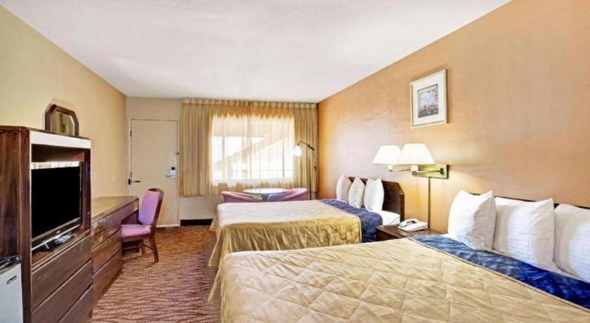 Howard Johnson By Wyndham South Lake Tahoe Exteriér fotografie